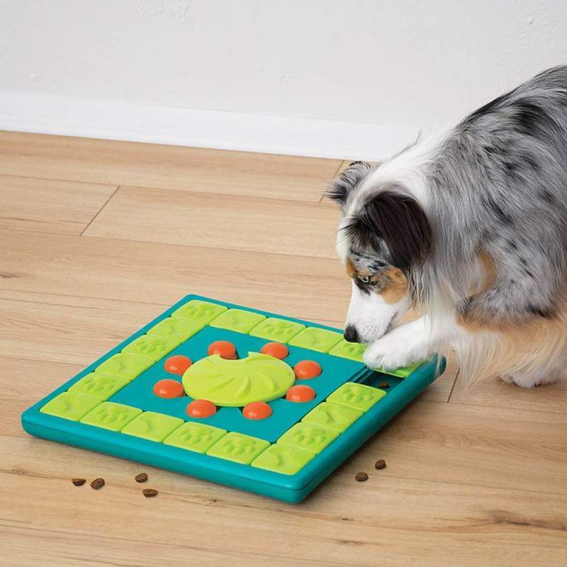 Nina Ottosson (Ніна Оттоссон) MultiPuzzle Dog Game - Інтерактивна іграшка для собак «Мультипазл» (38х38 см) в E-ZOO