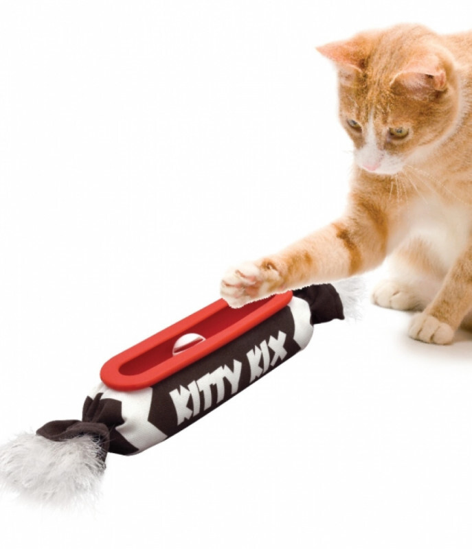 Petstages (Петстейджес) Kitty Kix Kicker Track– Интерактивная игрушка для котов, трек в виде конфетки (37,5х8,9х8,9 см) в E-ZOO