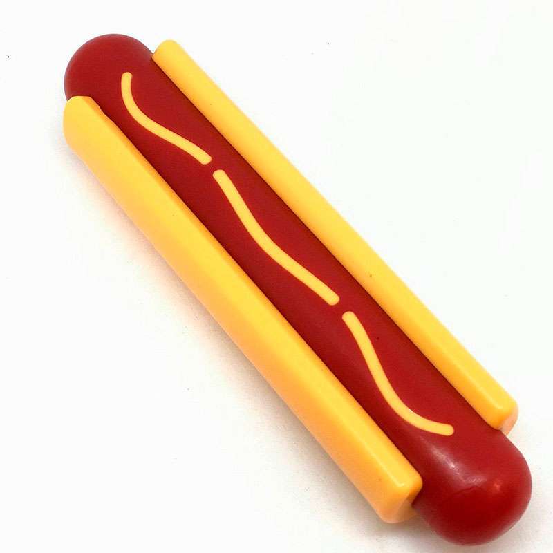 SodaPup (Сода Пап) Nylon Hot Dog Chew Toy – Іграшка жувальна Хот-дог з суперміцного матеріалу для собак (15х3 см) в E-ZOO
