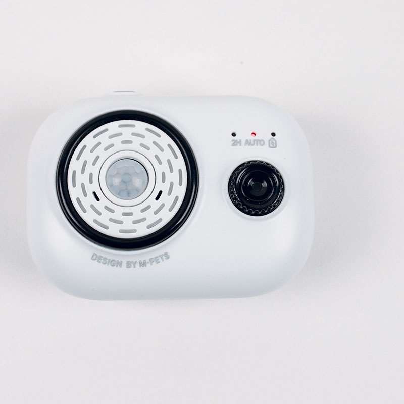 M-Pets (М-Петс) AirFresh Deodorizer – Очиститель-дезодоратор воздуха с автоматической системой включения (9x6,5x5 см) в E-ZOO