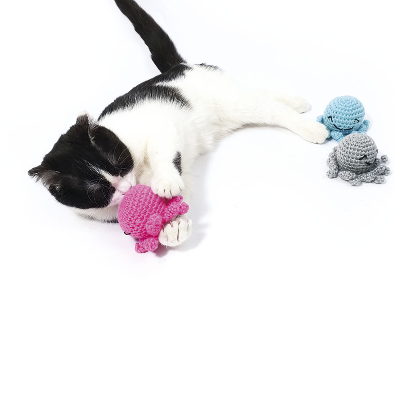 M-Pets (М-Петс) Octopus Organic Cotton - Органічна іграшка Восьминіг з котячою м'ятою для котів (7,5х7,5х5,5 см) в E-ZOO
