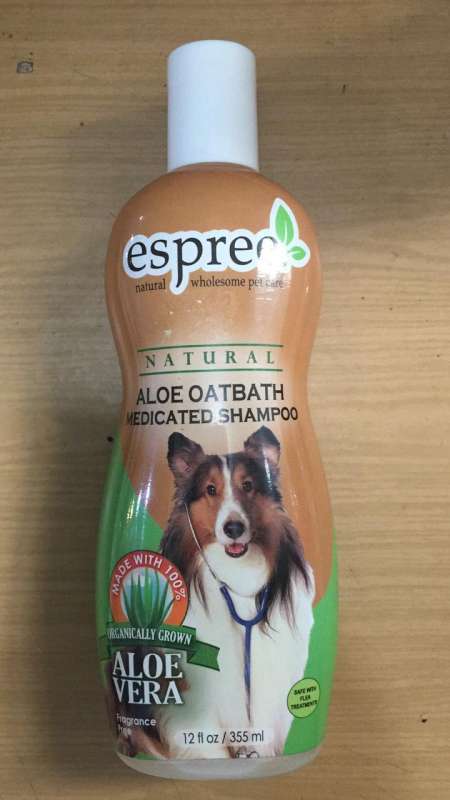 Espree (Эспри) Aloe Oat bath Medicated Shampoo - Шампунь с протеинами овса и алоэ вера при первых проявлениях себореи (591 мл) в E-ZOO